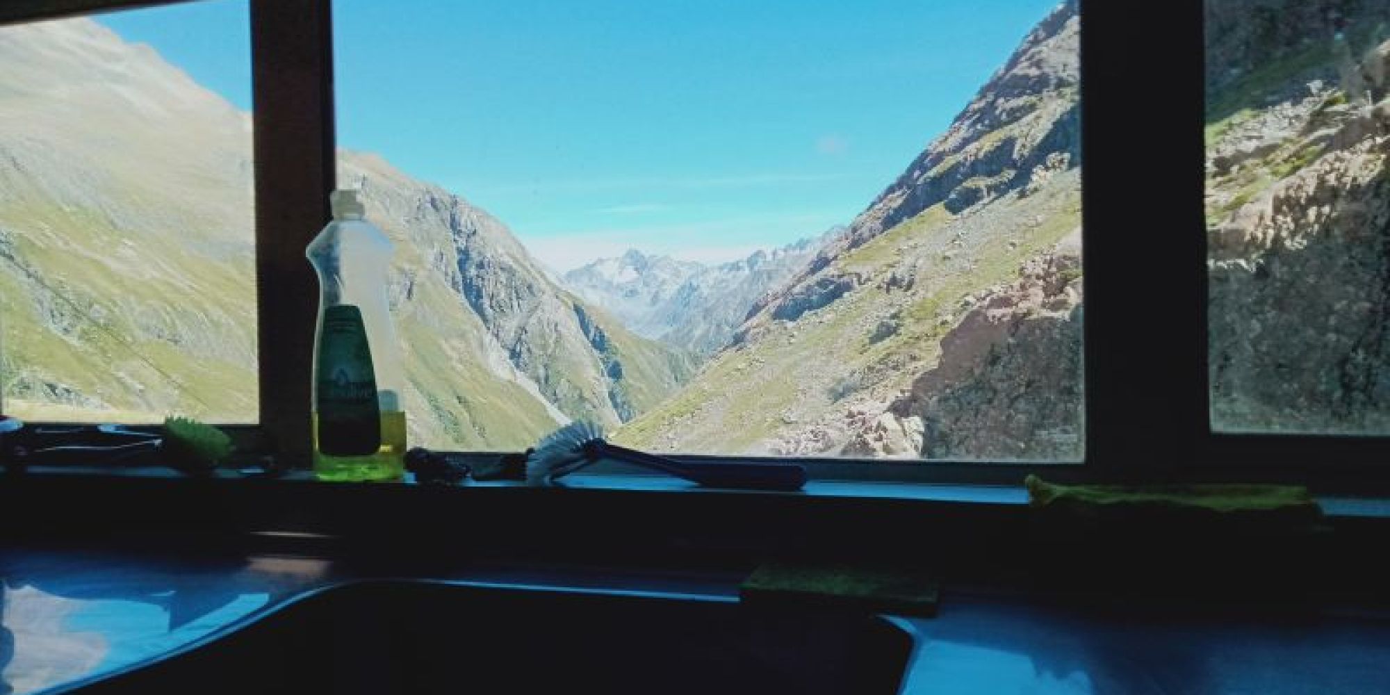 BACK COUNTRY HUT VOLUNTEERING 4